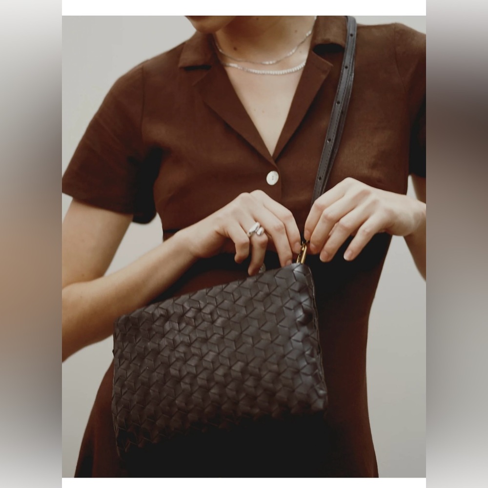 Madewell the puff crossbody bag woven leather edition - Picture 5 of 11